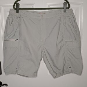 Coleman Men's Shorts XXL 44-46 Utility Cargo Beige Khaki 100% Nylon Hiking EUC